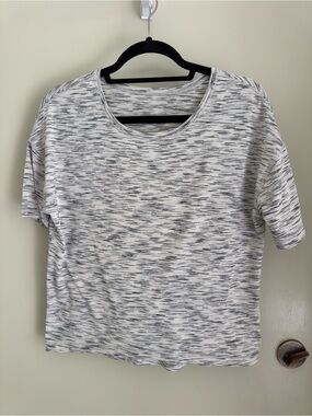 Lululemon Black and White Heather Tee